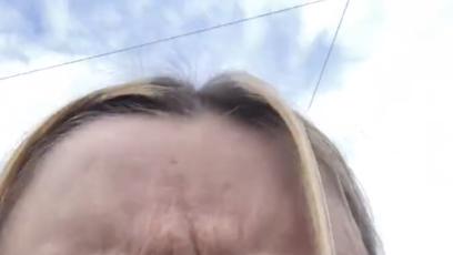 FOTO: Ruská blogerka se naváží do Ukrajinců.