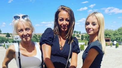 FOTO: Agáta se pochlubila Chanel kabelkou.