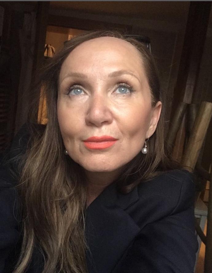 FOTO: Zpěvačka Bára Basiková. – stránka 197