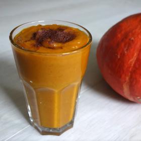 Podobným způsobem jako dýňové latté je možné připravit i smoothie.