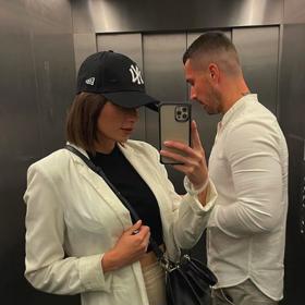 Laura navíc prošla výraznou změnou image. 