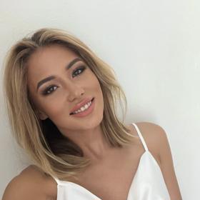 Pornoherečka Hana Džurbanová.