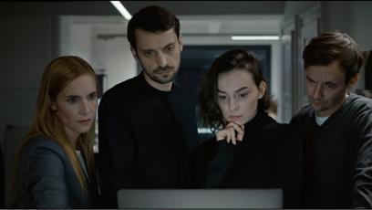 FOTO: Hana Vagnerová, Matyáš Řezníček, Beáta Kaňoková a Jiří Rendl ve filmu Hranice lásky.