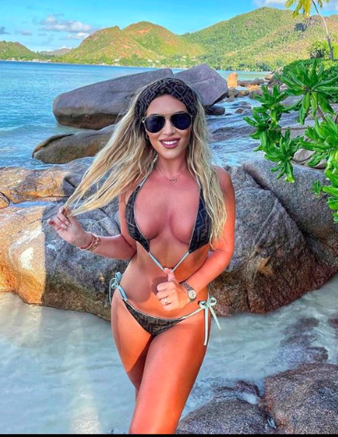 FOTO: Nejhlubší výstřihy Dominiky Myslivcové – stránka 438