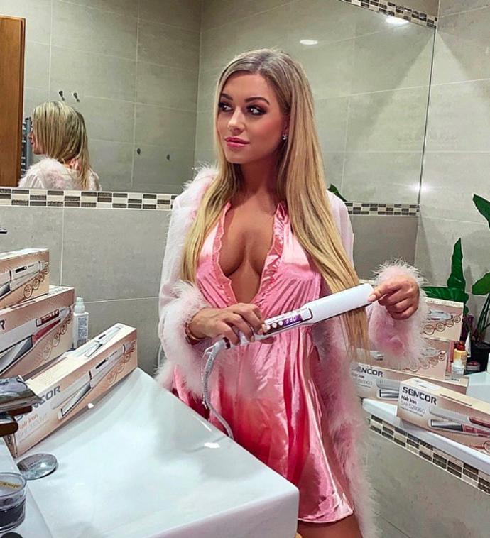 FOTO: Influencerka Dominika Myslivcová. – stránka 425