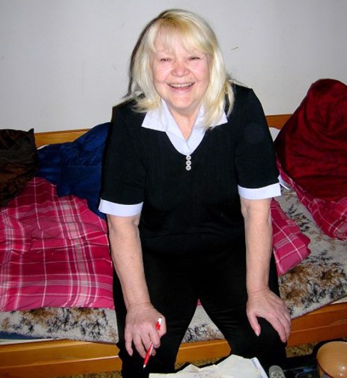 FOTO: Hana Brejchová ve 13. komnatě. – stránka 7