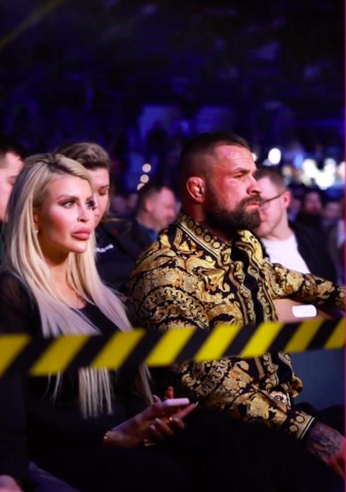 Foto k tématům Karlos Vémola, Lela Ceterová – stránka 1369