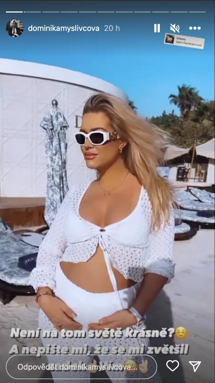 FOTO: Dominika Myslivcová tráví dovolenou v Dubaji. – stránka 358