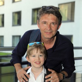 Jan Šťastný se synem Ondřejem na snímku z roku 2019.