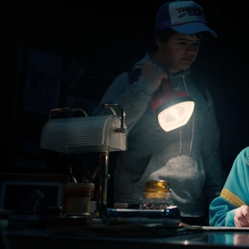 Max hrozí nebezpečí.