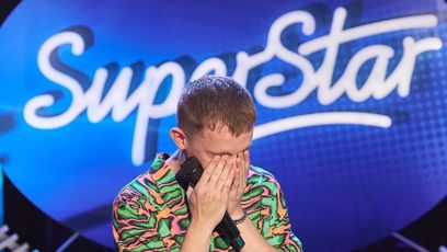 FOTO: Nikolas Bitkovskij byl prvním postupujícím. Dojetí neskrýval.