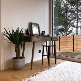 Dům mají velmi vkusně zařízený. Tamara ukázala i tohle krásné zákoutí domu.