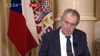 FOTO: Prezident Miloš Zeman promluvil k národu.