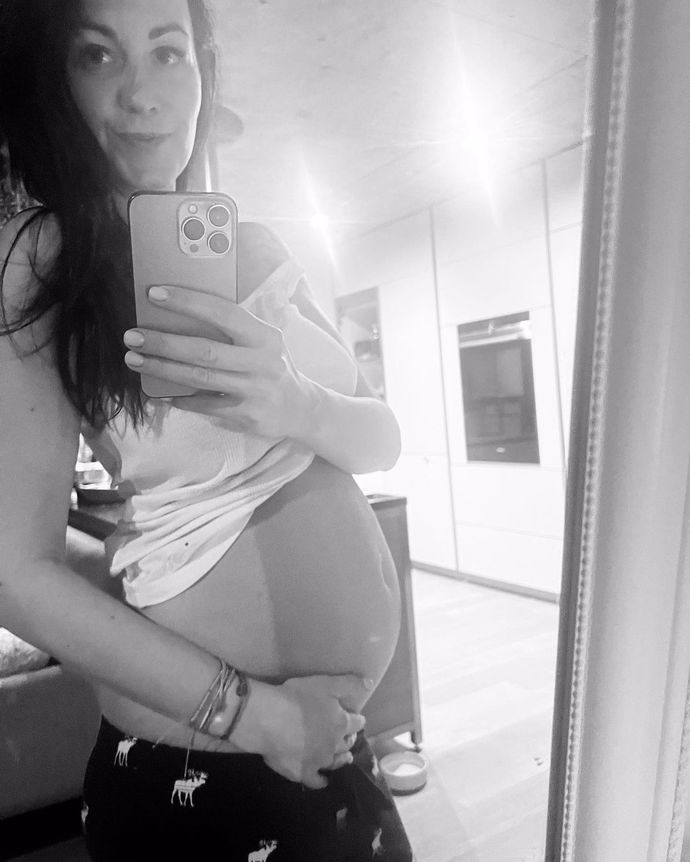 FOTO: Jaromír Agátu velmi miluje. – stránka 2747