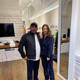 Zabrousila i do herectví.