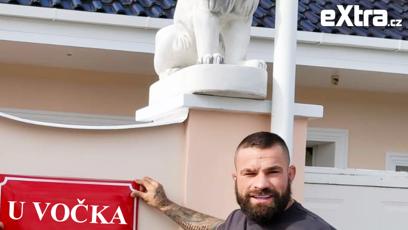FOTO: Karlos Vémola se o prohraném souboji stává terčem vtipů. Na jeho konto vzniká desítky až stovky meme obrázků.