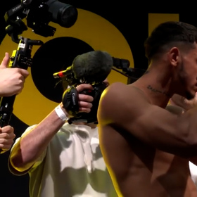 Sivák vs. Magard: Slovní přestřelka jako z Osmé míle. Ještě bydlíš s rodičema? dráždil dánský žralok Čecha