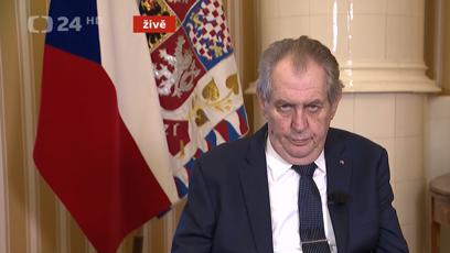 FOTO: Prezident Miloš Zeman promluvil k národu.