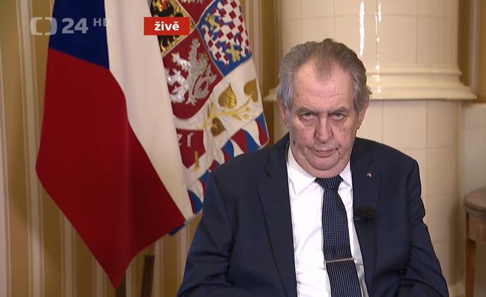 FOTO: Prezident Miloš Zeman promluvil k národu. – stránka 513