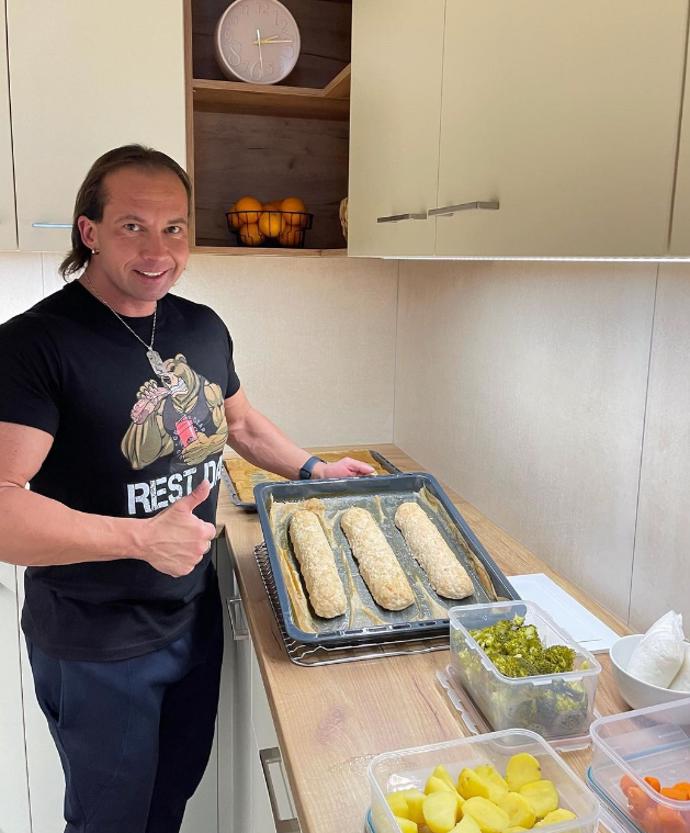 FOTO: Věra radí mleté maso – stránka 96