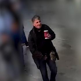 Policie hledá tohoto muže