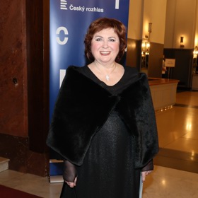 Dorazila i Naďa Konvalinková.