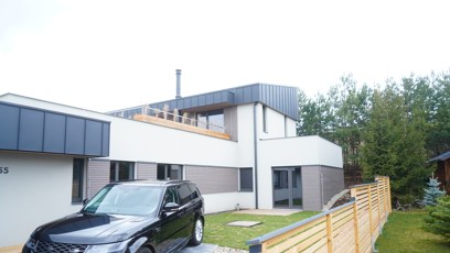 FOTO: Luxusní vila Miloše Zemana v Lánech.