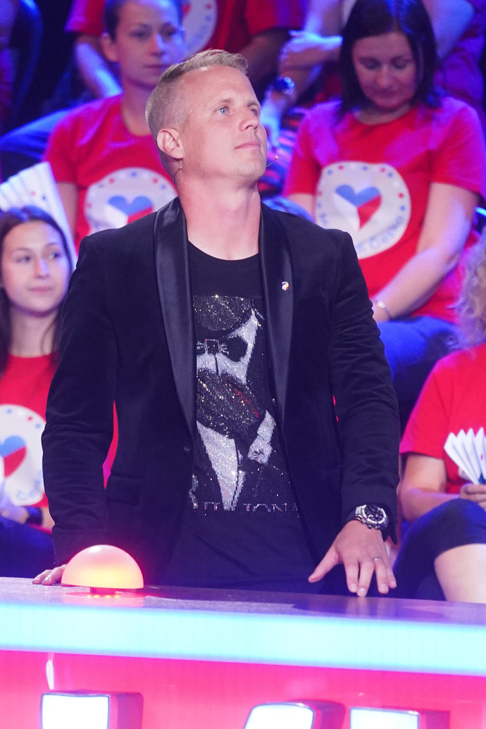 FOTO: David Limberský měl spíše listovat v učebnicích. – stránka 127