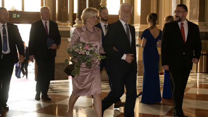 FOTO: Petr Pavel a Eva Pavlová na slavnostním shromáždění ku příležitosti 205 let od založení Národního muzea.