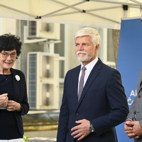 Prezidentovi Pavlovi udělila hned 10 bodů z 10. "Je to pěknej chlap," nechala se slyšet Drahomíra. 