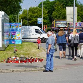 Místo poblíž brněnské přehrady je nyní cílem všech, kteří chtějí uctít Nikolasovu památku.
