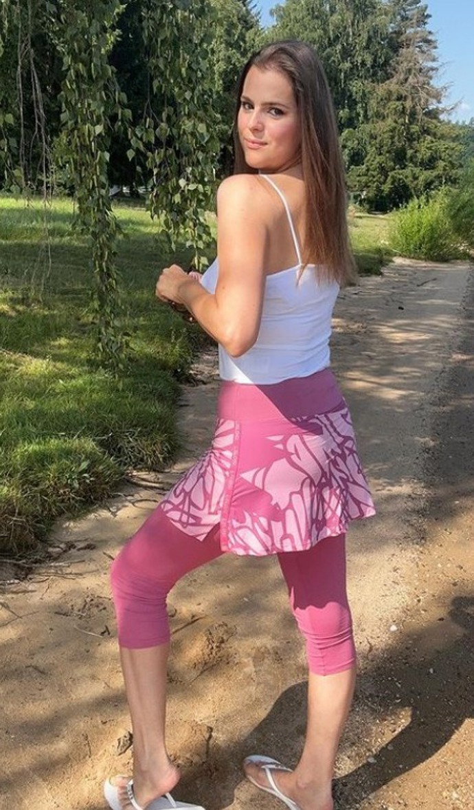 FOTO: Zahájila plavkovou sezónu. – stránka 558