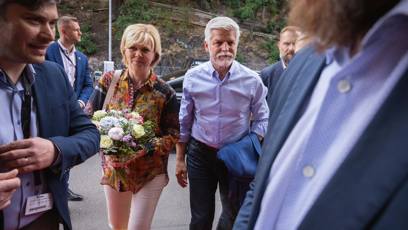 FOTO: Prezidentský pár dorazil do Karlových Varů.