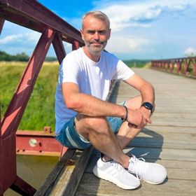 Robert Šlachta vyšel na výlet.