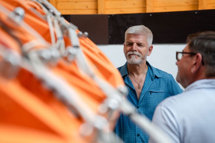 FOTO: Petr Pavel si návštěvu Jihočeského kraje užíval. – stránka 2553