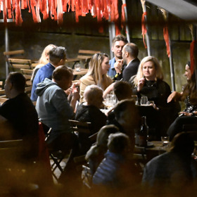 Paní Miklušová byla středem pozornosti