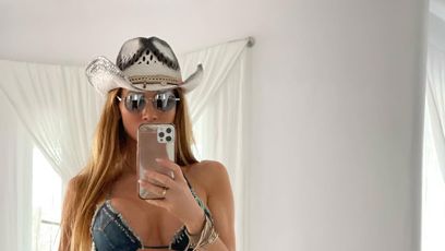 FOTO: Andrea Verešová vyrazila na festival v kovbojském outfitu.