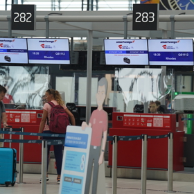 Někteří Češi se na Rhodos ženou i navzdory požárům