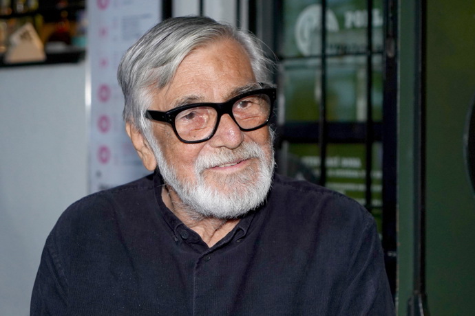 FOTO: Jiřího Bartošku trápily zdravotní problémy. – stránka 690