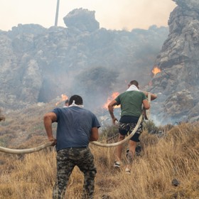 Češi smekli před nasazením místních