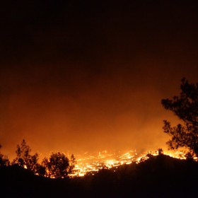 Ostrov Rhodos zachvátil rozsáhlý požár