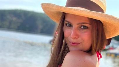 FOTO: Ornella Koktová to s líčením rozhodně nepřehání.