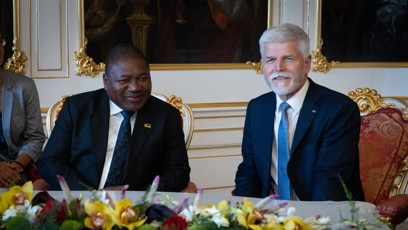 FOTO: Petr Pavel se svým africkým protějškem, prezidentem Filipem Jacintou Nyusim.