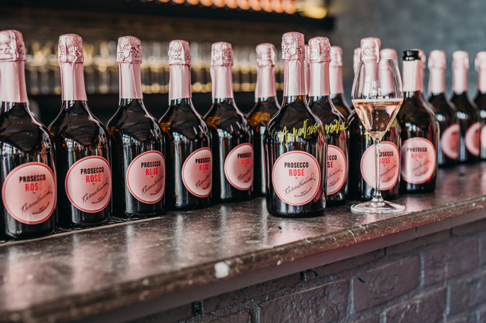 FOTO: Andrea Verešová přiznala, že prosecco má velice ráda. – stránka 564