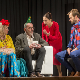 Ivo Šmoldase si rychle oblíbila celá herecká partička.