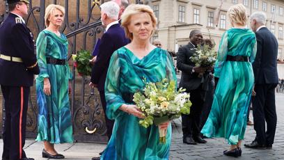 FOTO: Eva Pavlová vynesla modrozelené šaty.