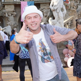 Lidový všeuměl Láďa Hruška má i v horkých letních dnech doma příjemný chládeček.