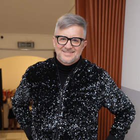 Petr Kotvald se blýsknul ve flitrovaném bomberu.