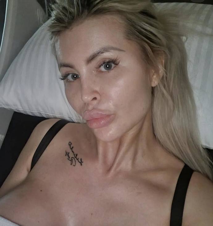 FOTO: Influencerka Lela Ceterová. – stránka 1003