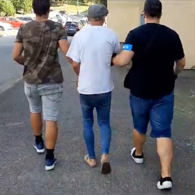 Muže zadrželi policisté na jedné z ubytoven